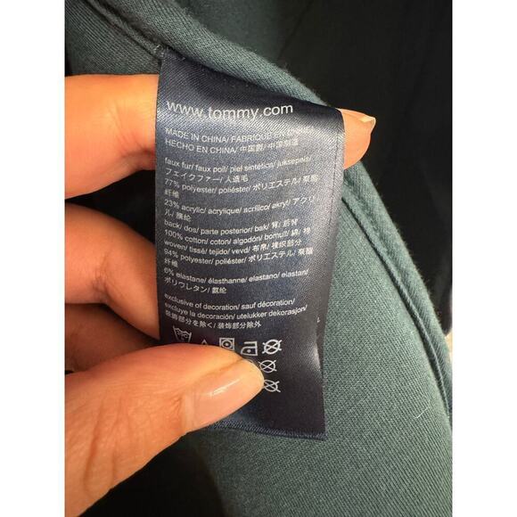 Tommy Hilfiger Men's Sherpa Beige and Navy Zip up Vest XL Contrast Colorblock - Picture 5 of 6